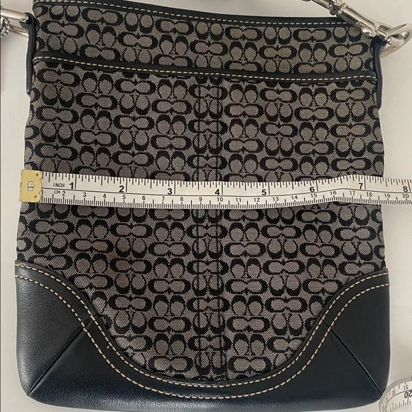 Coach crossbody - Picture 8 of 8